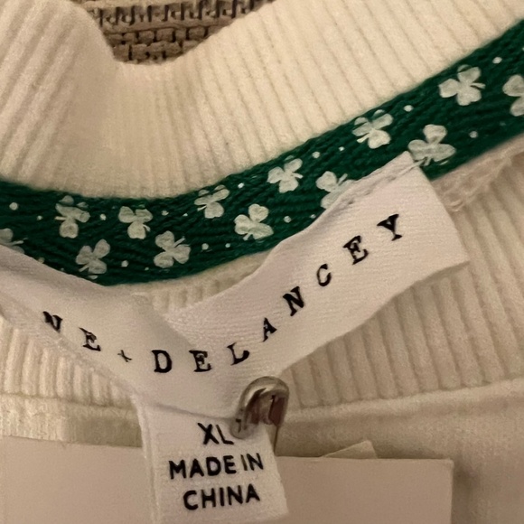 Shamrock sweatshirt - Picture 4 of 5